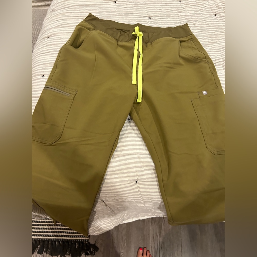 Yola large/tall high rise scrub pants